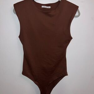 ReoRia Sleeveless Brown Crew Neck Padded Shoulder Bodysuit